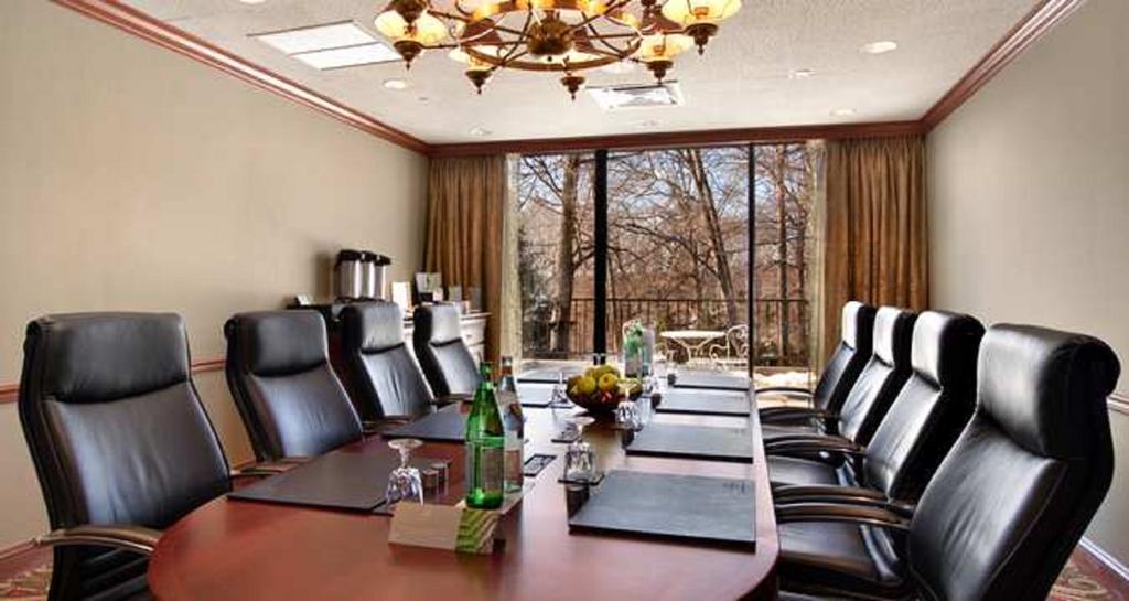Hilton Westchester Rye Brook Extérieur photo