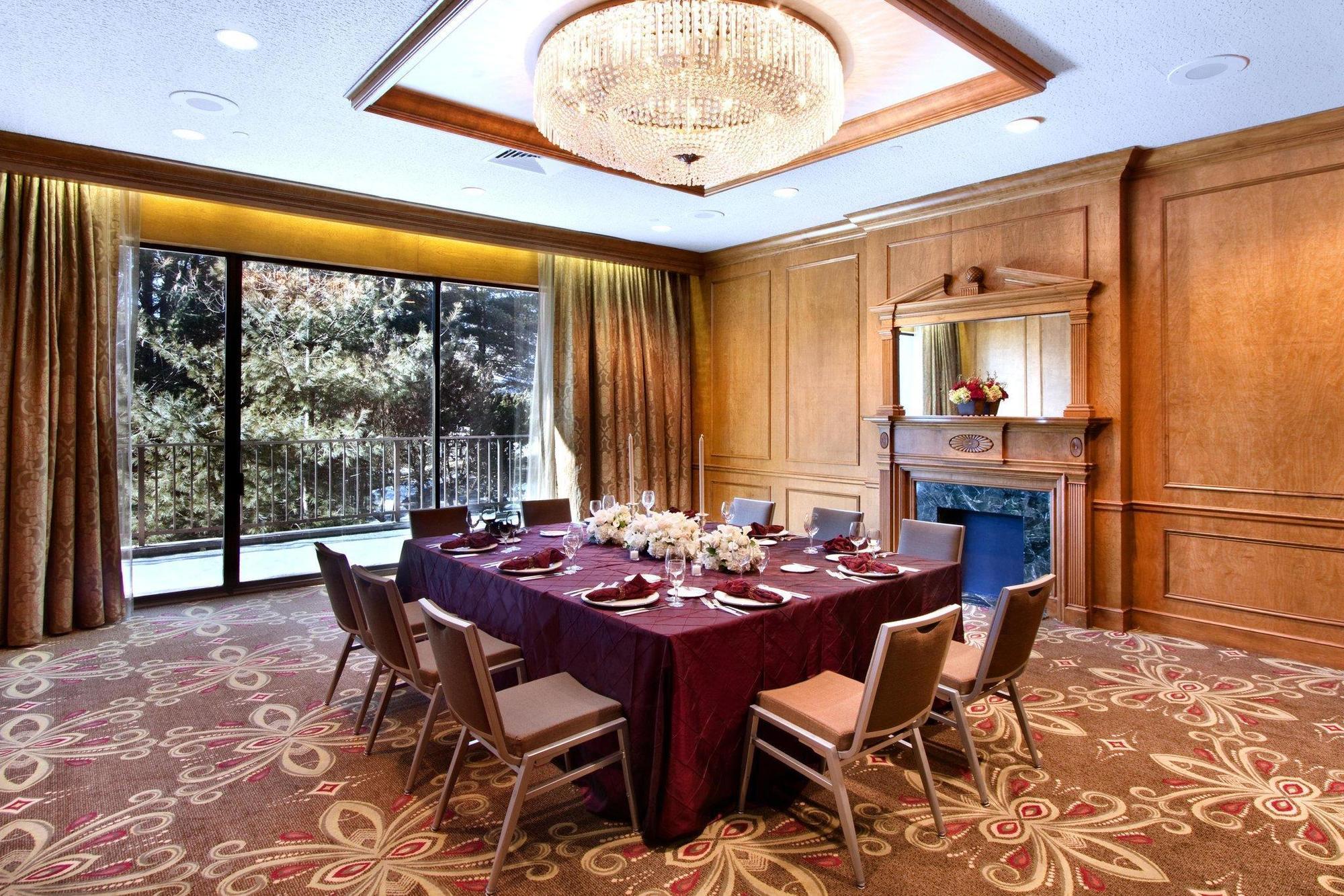 Hilton Westchester Rye Brook Extérieur photo