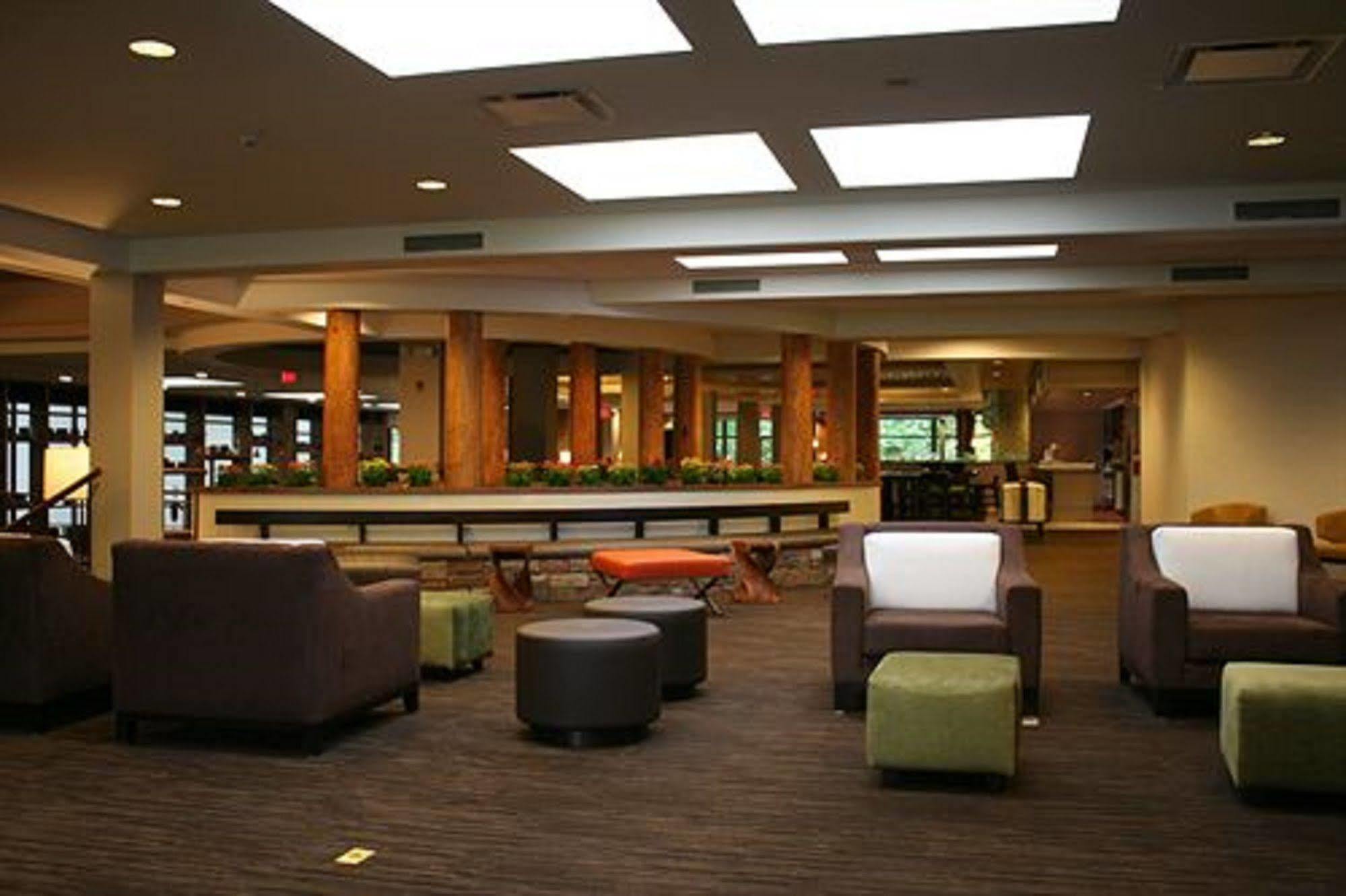 Hilton Westchester Rye Brook Extérieur photo