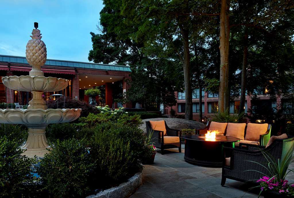 Hilton Westchester Rye Brook Extérieur photo