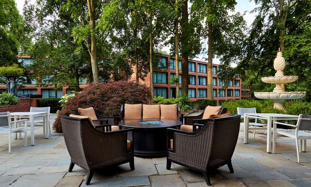 Hilton Westchester Rye Brook Extérieur photo