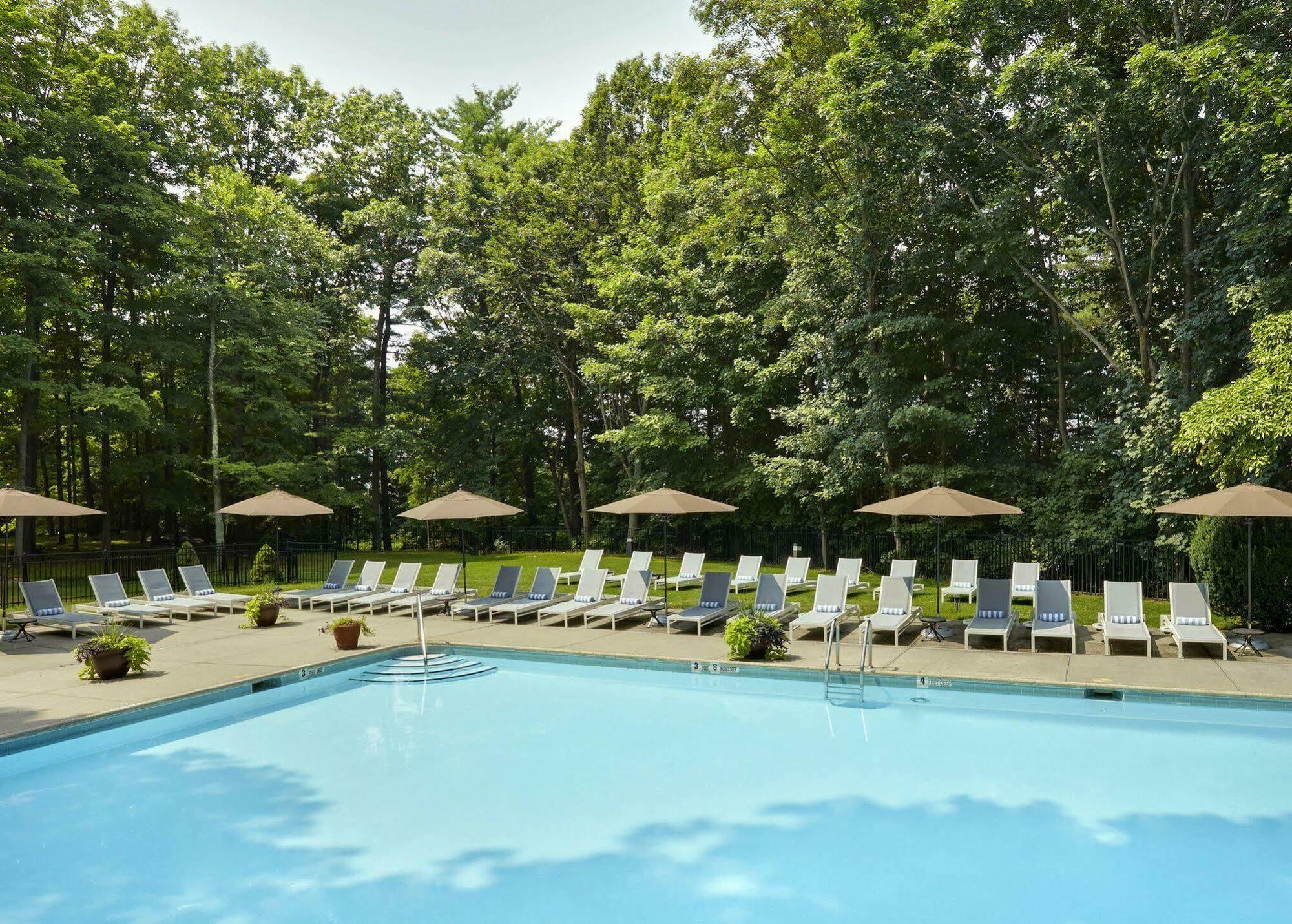 Hilton Westchester Rye Brook Extérieur photo