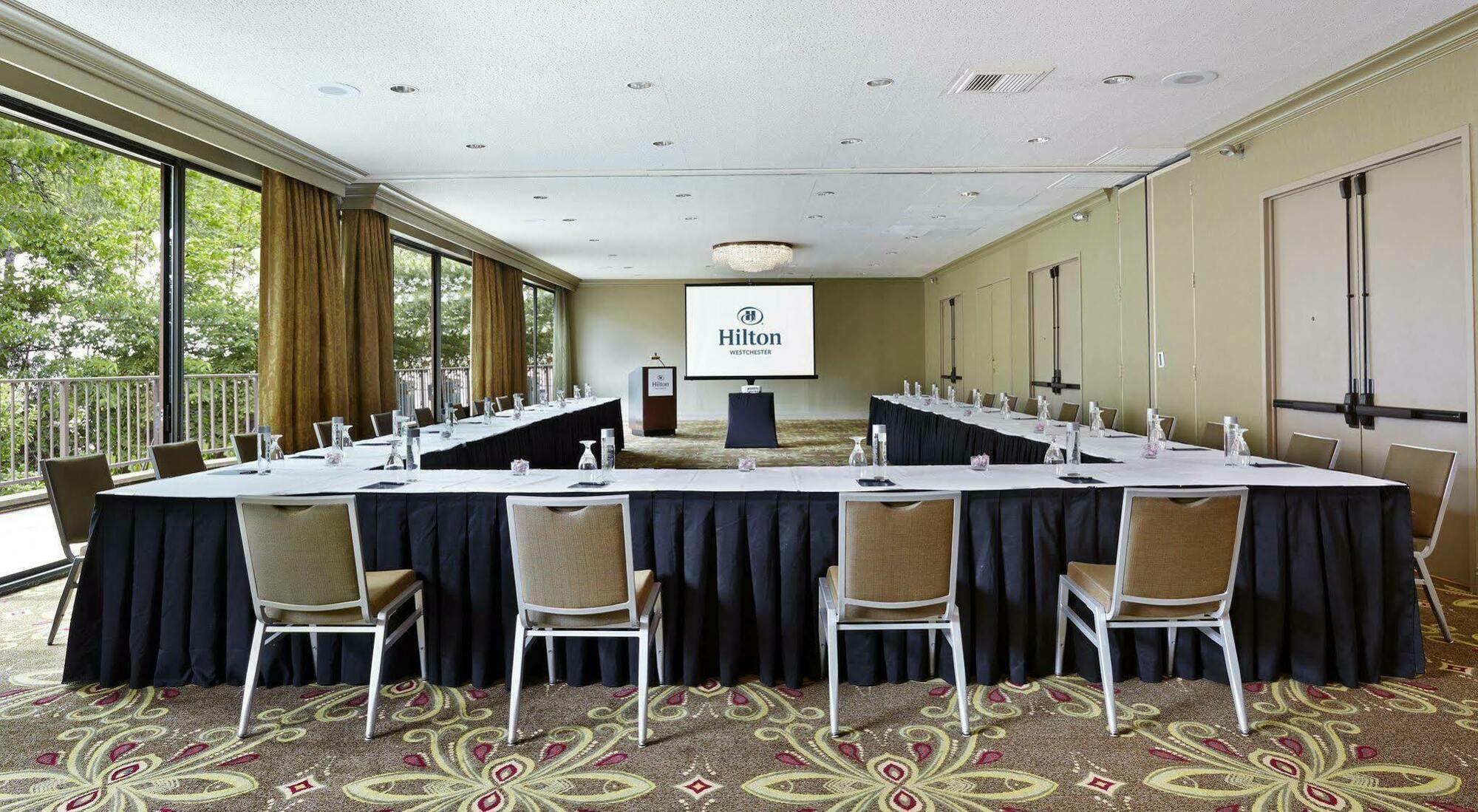 Hilton Westchester Rye Brook Extérieur photo